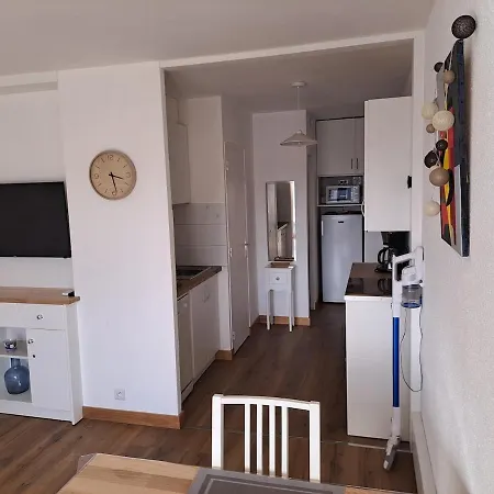 Port Brescou Iii, T2 Au Centre Port Avec Parking Et Clim *