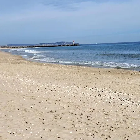 Port Brescou Iii, T2 Au Centre Port Avec Parking Et Clim Apartment *