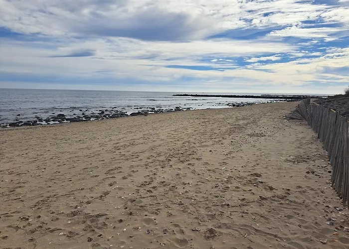 Port Brescou Iii, T2 Au Centre Port Avec Parking Et Clim Appartamento *