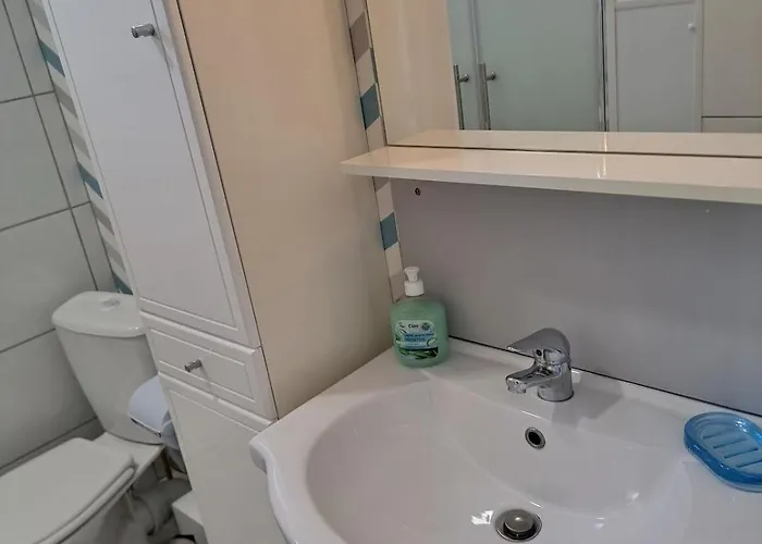 Port Brescou Iii, T2 Au Centre Port Avec Parking Et Clim Agde