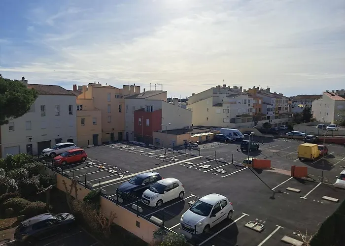 Port Brescou Iii, T2 Au Centre Port Avec Parking Et Clim * Agde