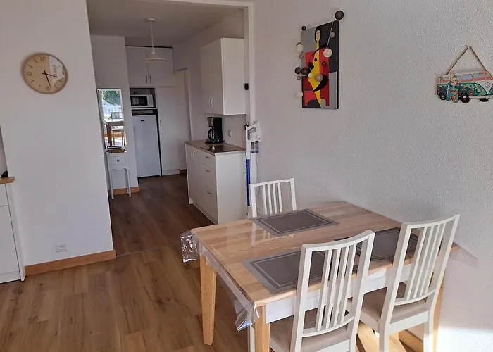 Port Brescou Iii, T2 Au Centre Port Avec Parking Et Clim