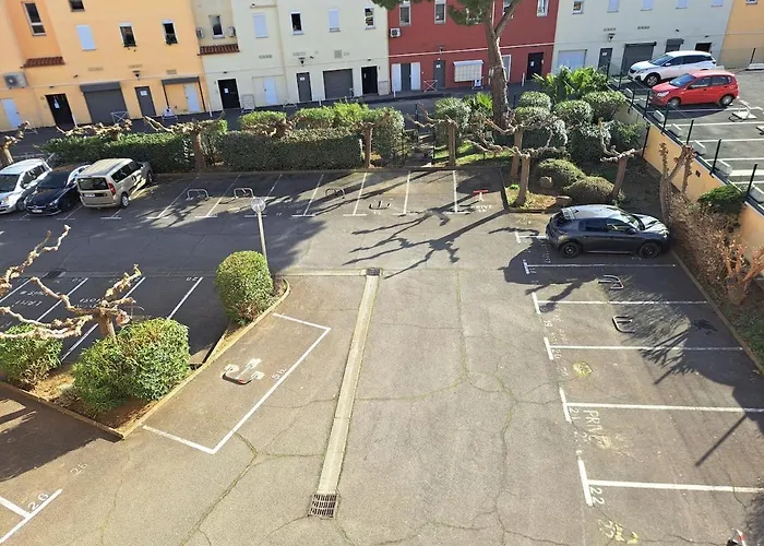 Port Brescou Iii, T2 Au Centre Port Avec Parking Et Clim Appartamento *